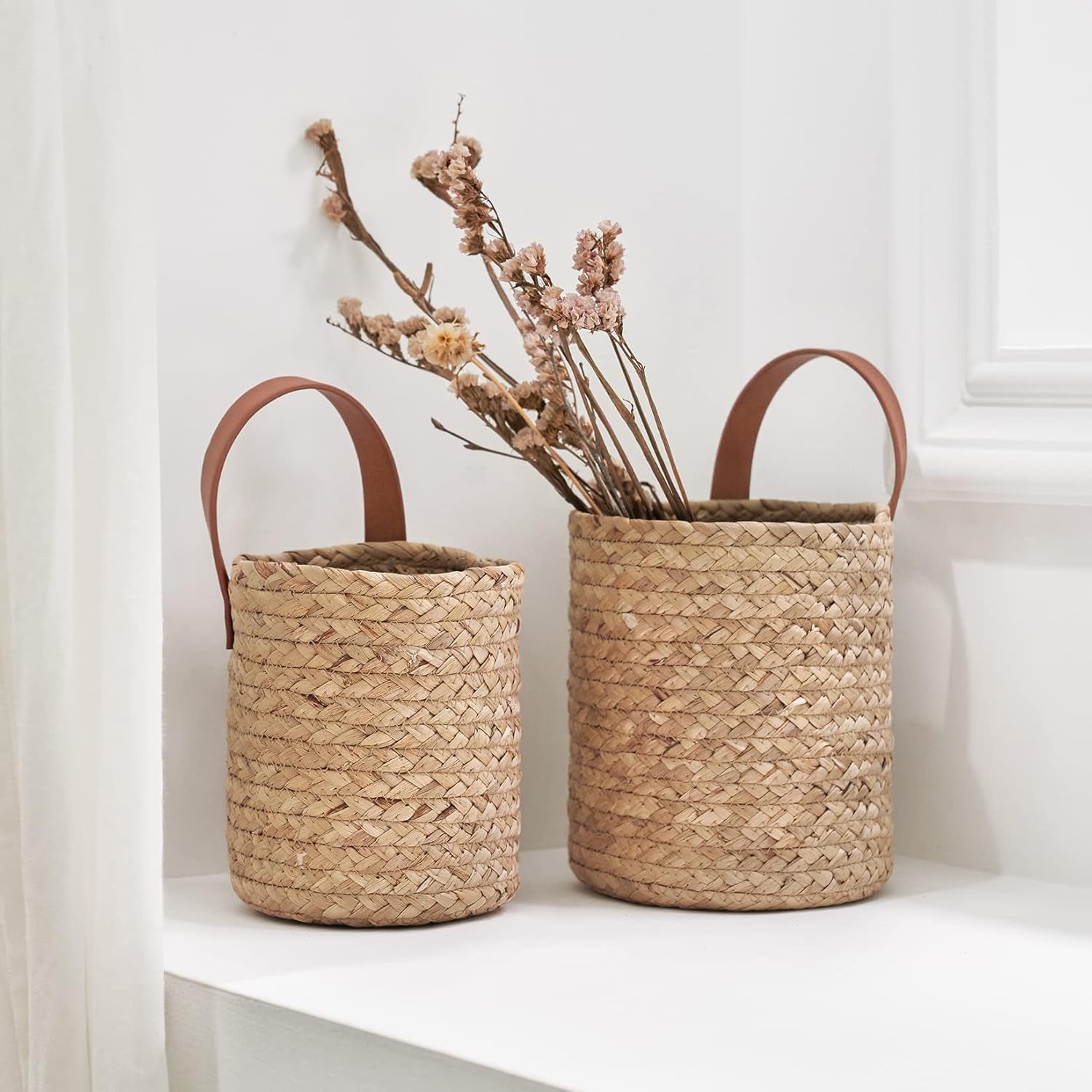 Seagrass Woven Storage Baskets Set of 2, Wall Hanging Baskets Organizer, Garden Planters Baskets