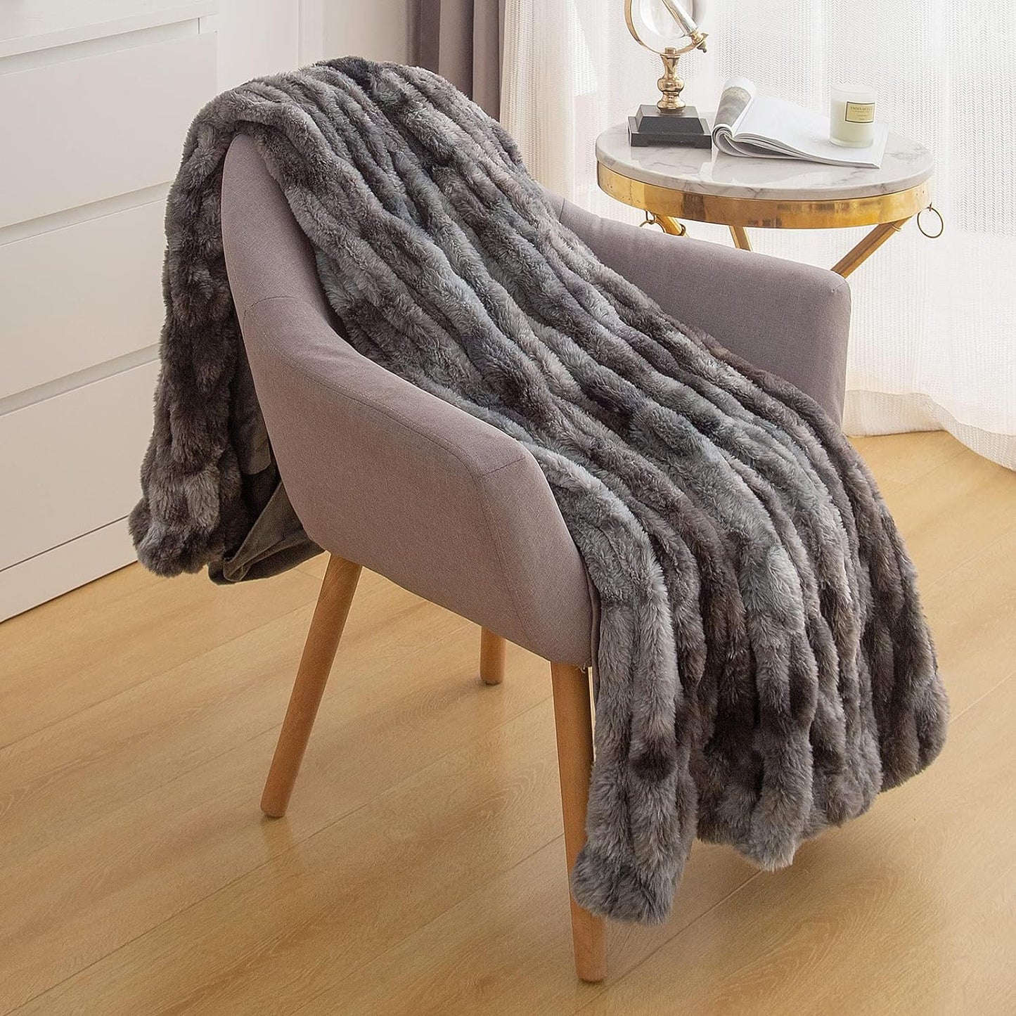 Soft Faux Fur Throw Blanket, 50" X 60" Fuzzy Throw Blanket for Couch and Bed Luxurious Ruched Warm Throw Blanket for Living Room Bedroom (Throw, Dark Gray)